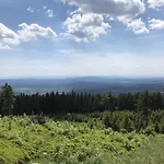 Kleines Berghaus Πανσιόν 4*