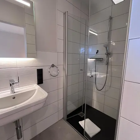 Kleines Berghaus Konukevi