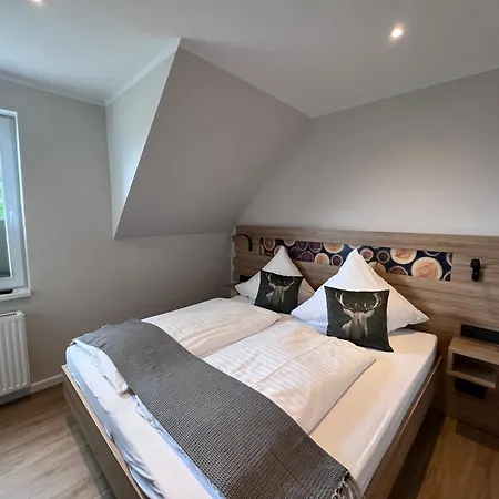 Kleines Berghaus Konukevi